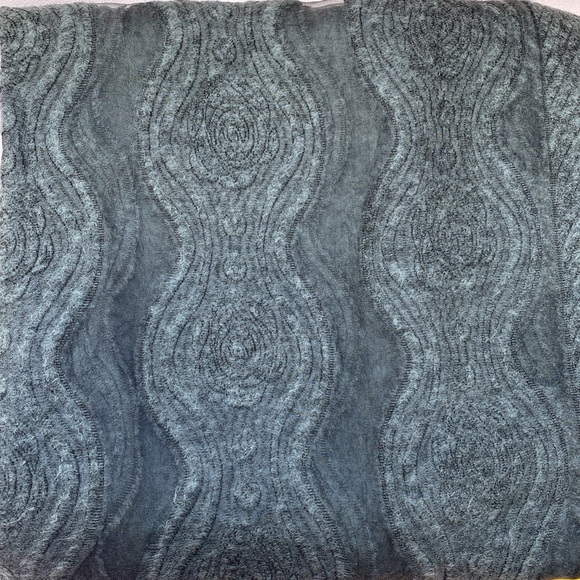 Large Dark Grey with Pattern Scarf/Wrap - Picture 5 of 5